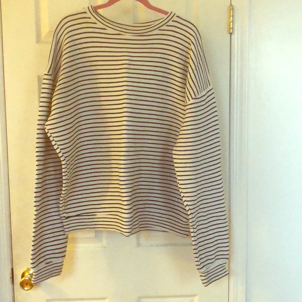 Black and white stripped oversized sweatshirt